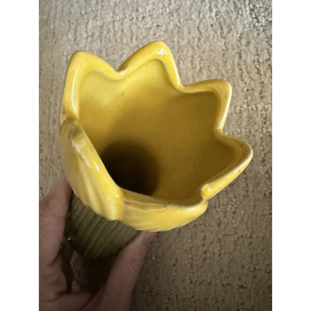 Hazel Mazel Stoneware Flower Shaped Vase